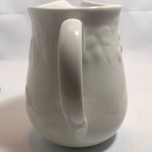 Gibson Pitcher - Picture 4 of 6